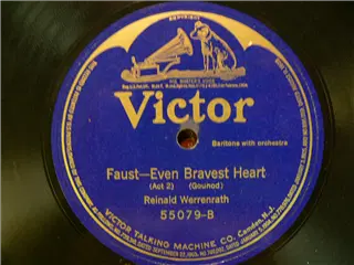 small_victor 55079 b.webp